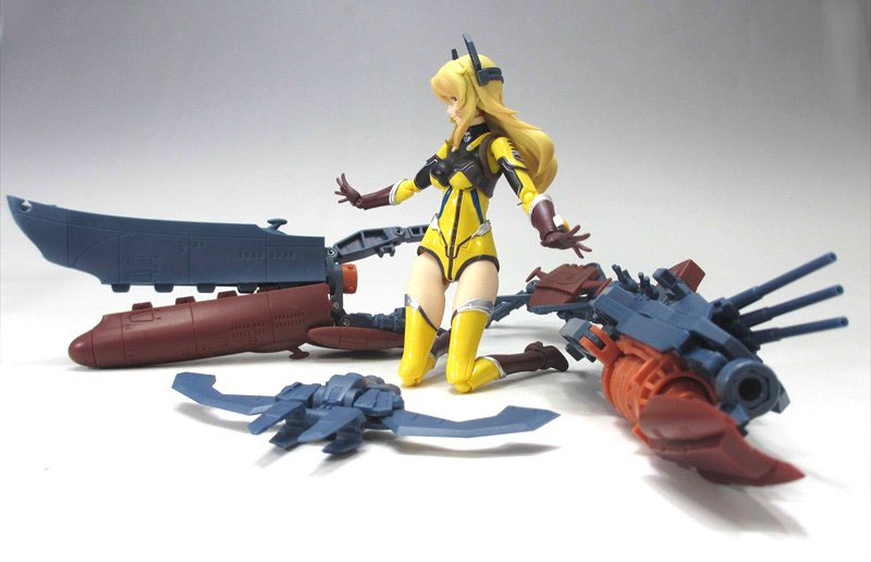 Yuki Mori Armor Girl figure, February 2018 | CosmoDNA